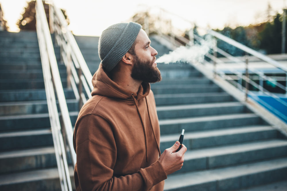 laisser sa cigarette électronique charger toute la nuit